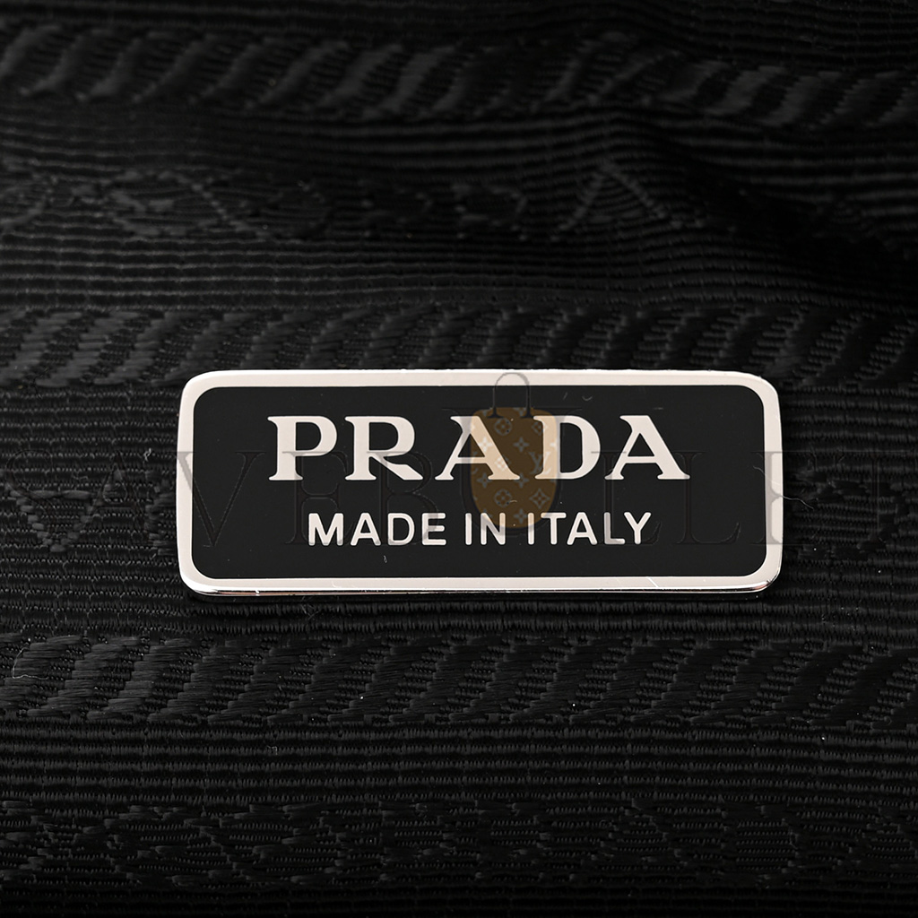 PRADA GRACE LUX TRIANGLE SHOULDER BAG BLACK (25*15*11cm)