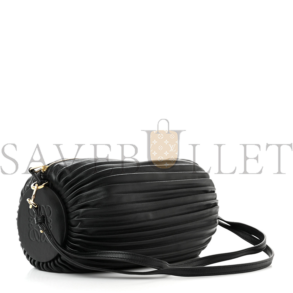 LOEWE LAMBSKIN PLEATED BRACELET POUCH SHOULDER BAG BLACK (25*9*9cm)